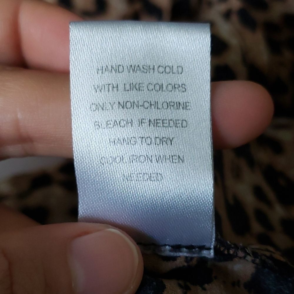 Daniel Rain Cheetah Print Blouse - Picture 7 of 7